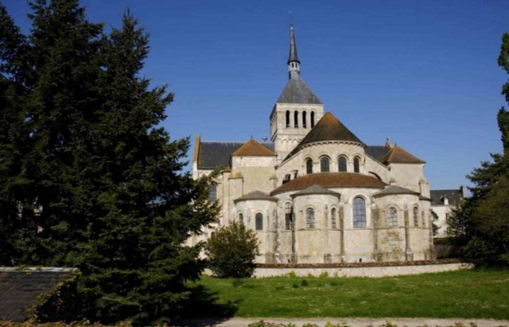 Hotel Burgevin Sully-sur-Loire Exterior photo
