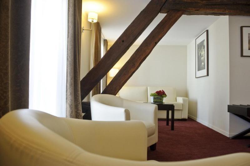 Hotel Burgevin Sully-sur-Loire Exterior photo